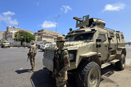 Several killed in overnight clashes in Libyan capital Tripoli