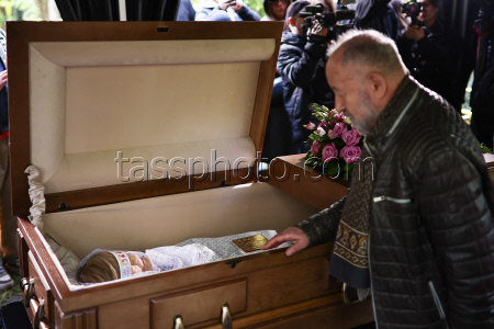 Farewell ceremony for actress Nina Grebeshkova in Moscow