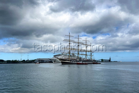 Sail training ship Kruzenshtern calls at Port Luis, Mauritius