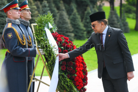 Malaysia’s PM Anwar Ibrahim on official visit to Russia