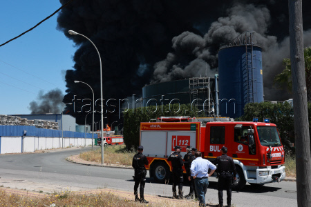Fire in a factory in Alcala de Guadaira - Seville