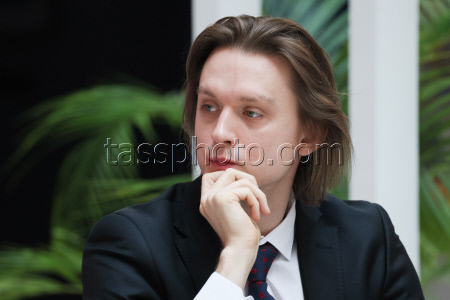 Заседание Дипломатического клуба в Москве