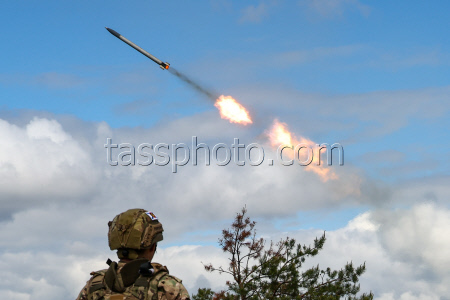 Russian Grad multiple rocket launcher crew deployed in Kherson Region