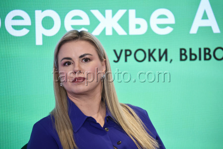 Открытие медиаклуба движения "Экосистема" в Москве