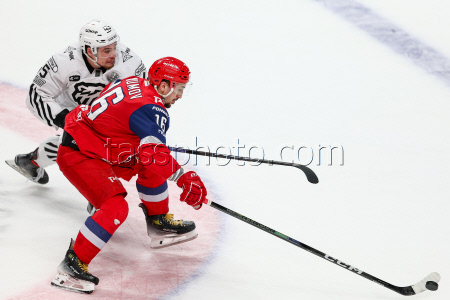 Kontinental Hockey League: Lokomotiv Yaroslavl 4 - 1 Traktor Chelyabinsk