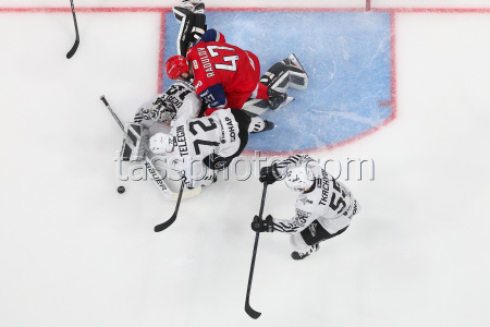 Kontinental Hockey League: Lokomotiv Yaroslavl 4 - 1 Traktor Chelyabinsk