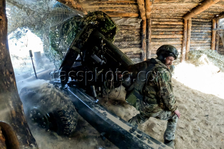 Russian Navy naval infantry artillery unit in special military operation zone