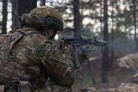 Russian Northern Fleet naval infantry training in special military operation zone