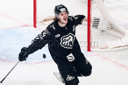 Kontinental Hockey League Playoffs: Traktor Chelyabinsk vs Lokomotiv Yaroslavl