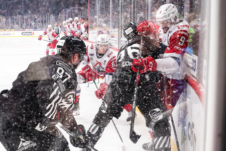 Kontinental Hockey League Playoffs: Traktor Chelyabinsk vs Lokomotiv Yaroslavl