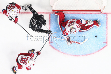 Kontinental Hockey League Playoffs: Traktor Chelyabinsk vs Lokomotiv Yaroslavl
