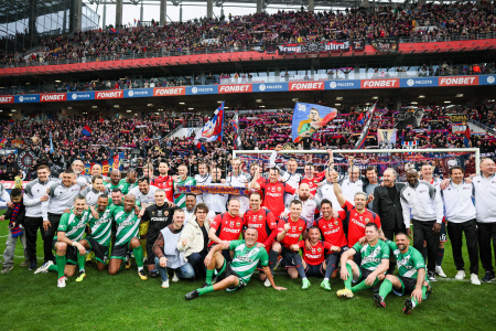 Gala match marks 20 years since CSKA Moscow winning UEFA Cup