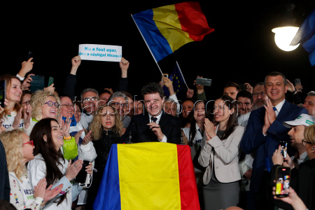Reactions after the second round of Presidential election in Romania