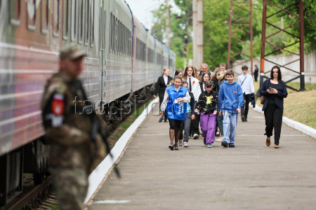 Передвижная инсталляция "Поезд Победы" в Харцызске