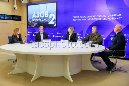 Press preview of Azov of Brain - 2 documentary in Moscow