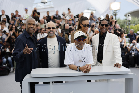 Highest 2 Lowest - Photocall - 78th Cannes Film Festival