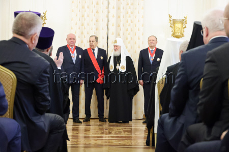 Russian Foreign Minister Lavrov hosts Easter reception