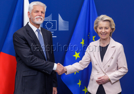 EU Commission President von der Leyen meets Czech President Pavel in Belgium