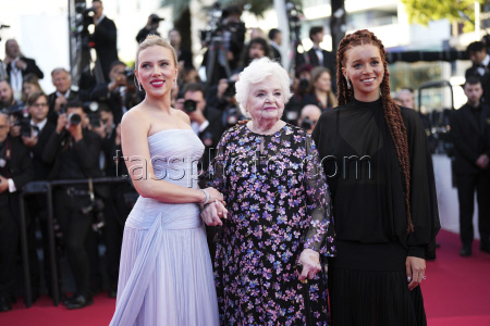 France Cannes 2025 A Private Life Red Carpet