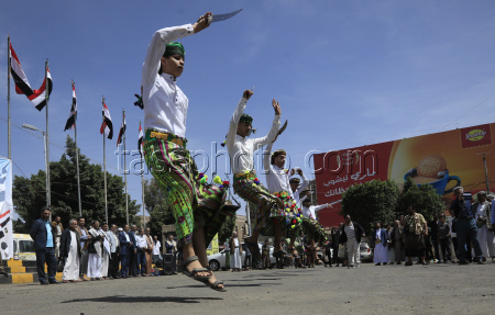 Carnival in Sanaa ahead of National Unity Day