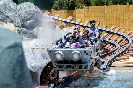 Universal Epic Universe new park opening in Florida