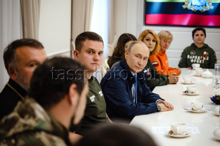 Russian President Putin meets with members of volunteer organisations