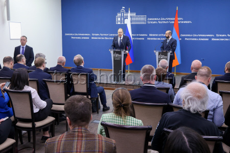 Russian Foreign Minister Lavrov on working visit to Yerevan