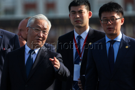 Chinese delegation in Victory Park in Kazan, Russia
