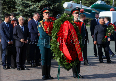 Chinese delegation in Victory Park in Kazan, Russia