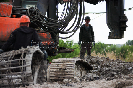 Bridge over Lugan River under construction in Lugansk