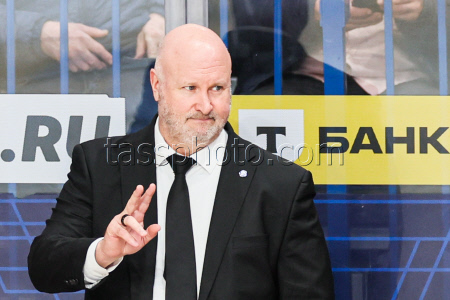 Kontinental Hockey League: Lokomotiv Yaroslavl vs Traktor Chelyabinsk