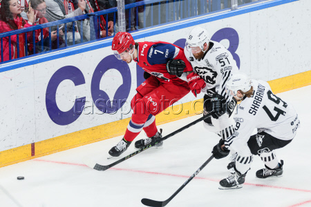 Kontinental Hockey League: Lokomotiv Yaroslavl vs Traktor Chelyabinsk