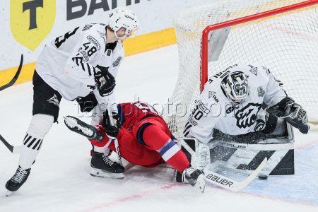 Kontinental Hockey League: Lokomotiv Yaroslavl vs Traktor Chelyabinsk