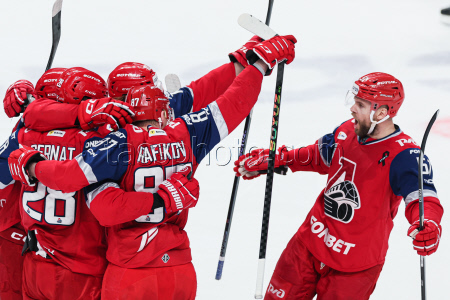 Kontinental Hockey League: Lokomotiv Yaroslavl vs Traktor Chelyabinsk