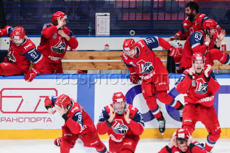 Kontinental Hockey League: Lokomotiv Yaroslavl vs Traktor Chelyabinsk