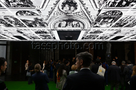 JR Presents Who Are You, Naples? Exhibition in Naples