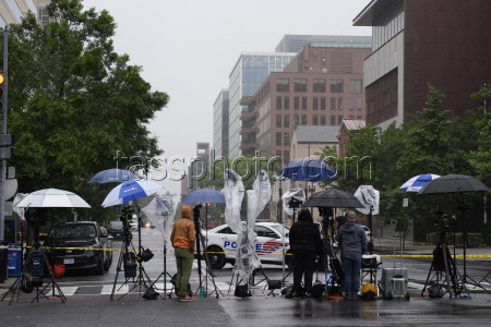 Two Israeli Embassy Staff Shot Dead - Washington