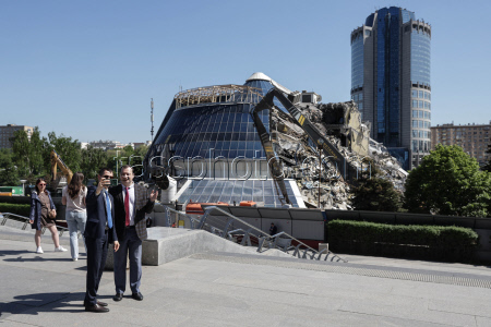 Northern entrance hall of Bagration Bridge dismantled in Moscow