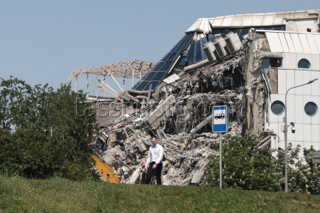 Northern entrance hall of Bagration Bridge dismantled in Moscow