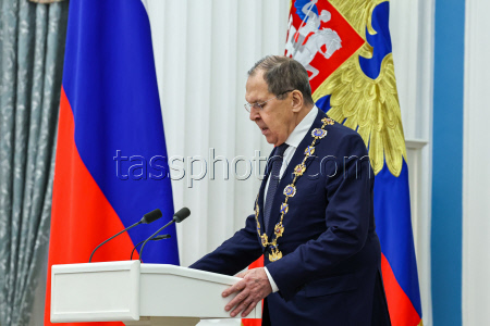Russian President Putin presents state awards