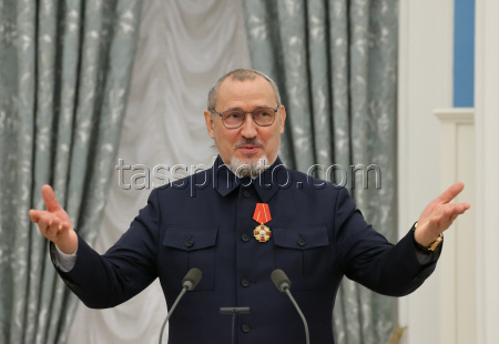 Russian President Putin presents state awards