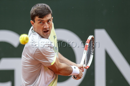 Теннисный турнир Geneva Open, 1/4 финала: Карен Хачанов (Россия) - Себастьян Офнер (Австрия) - 6:4, 4:6, 4:6