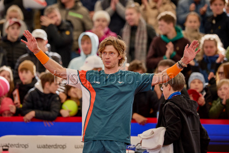 Теннисный турнир ATP 500 в Гамбурге, четвертьфинал: Андрей Рублев (Россия) - Лучано Дардери (Италия) - 6:1, 3:6, 6:3