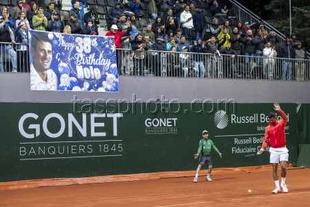 Теннисный турнир Geneva Open, 1/4 финала: Маттео Арнальди (Италия) - Новак Джокович (Сербия) - 4:6, 4:6