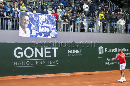 Теннисный турнир Geneva Open, 1/4 финала: Маттео Арнальди (Италия) - Новак Джокович (Сербия) - 4:6, 4:6