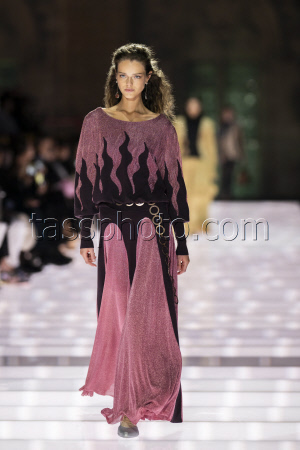 Louis Vuitton Cruise 2026 Runway - Avignon