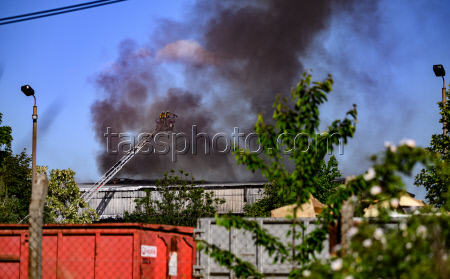 Fire at recycling center in Dresden