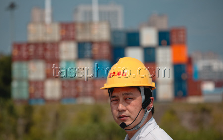 Yangluo port in Wuhan: gateway to the sea