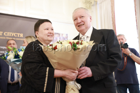 Церемония закрытия шахматного турнира "Кубок Карпова — 50 лет спустя" в Москве