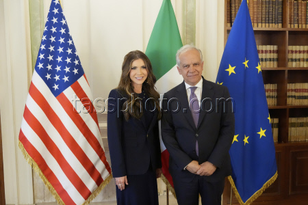 Italy US Noem